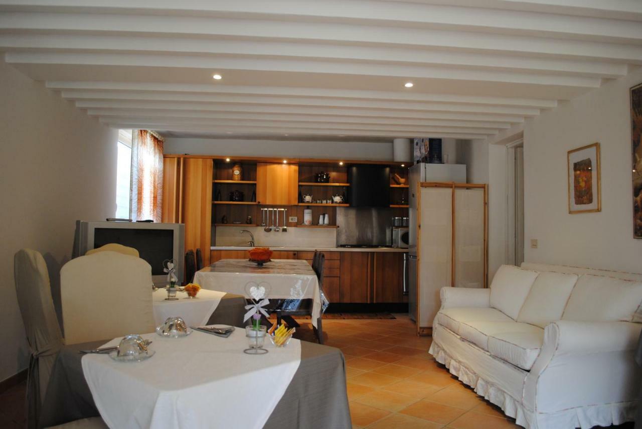 Villa Regina B&B Nettuno Exterior photo